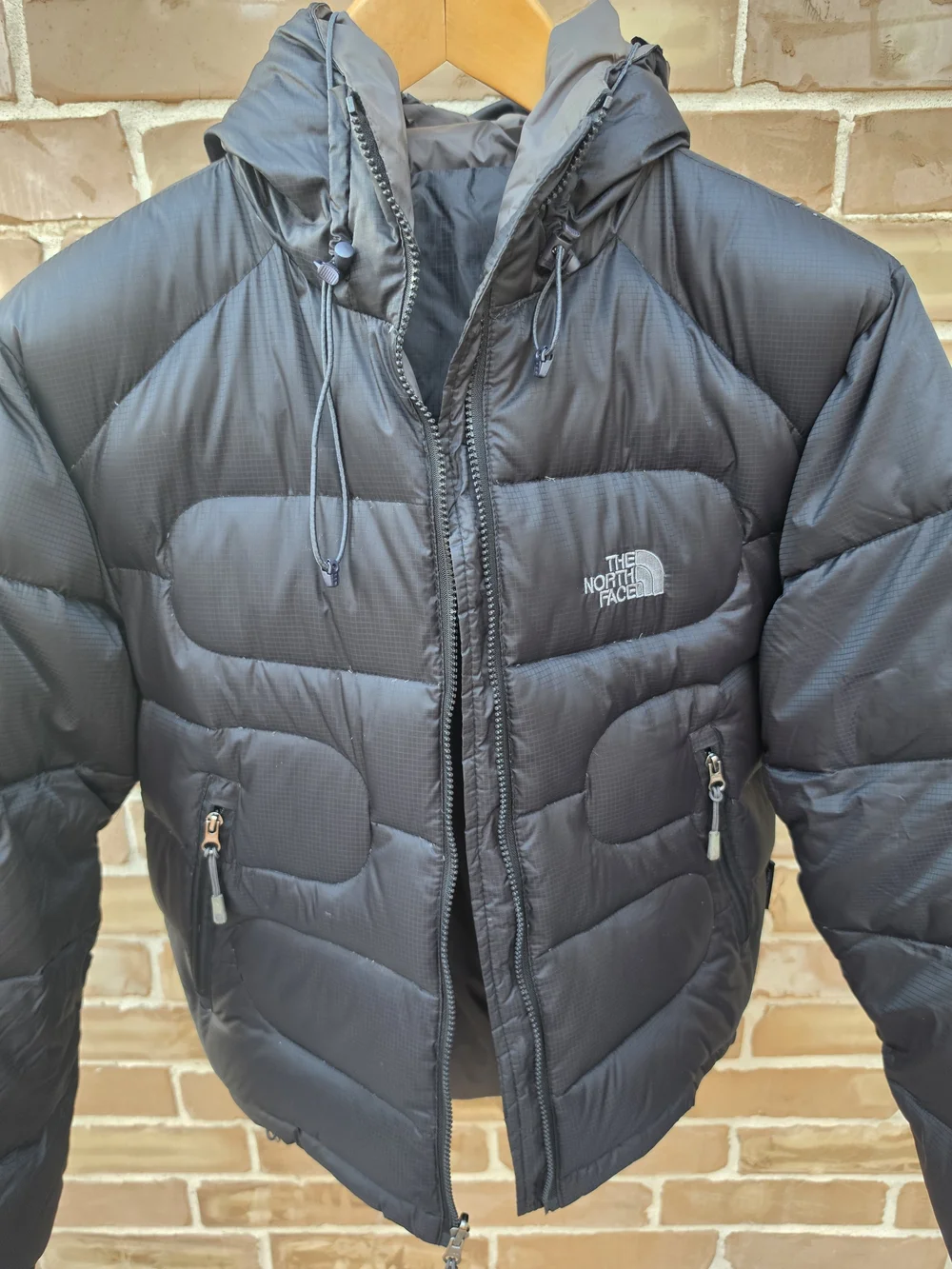 The North Face Black Hooded Puffer Jacket Men's Medium M